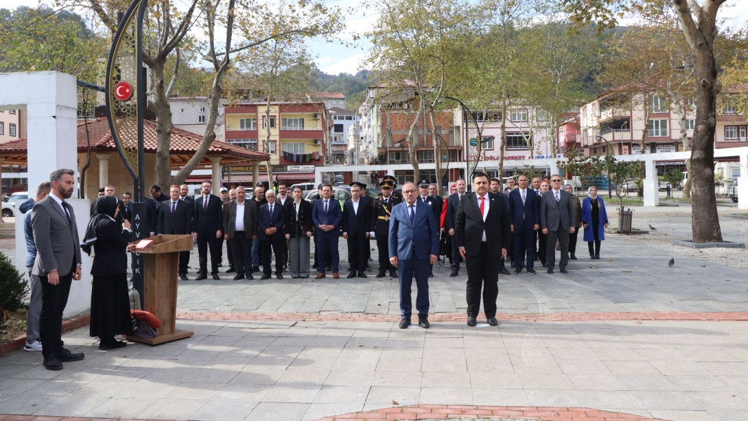 29 Ekim Cumhuriyet Bayramı Çelenk Sunma Töreni Gerçekleştirildi