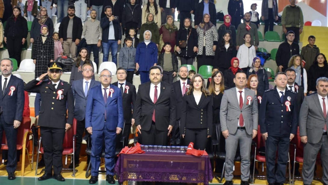 29 Ekim Cumhuriyet Bayramı İlçe Kutlama Programı Gerçekleştirildi .